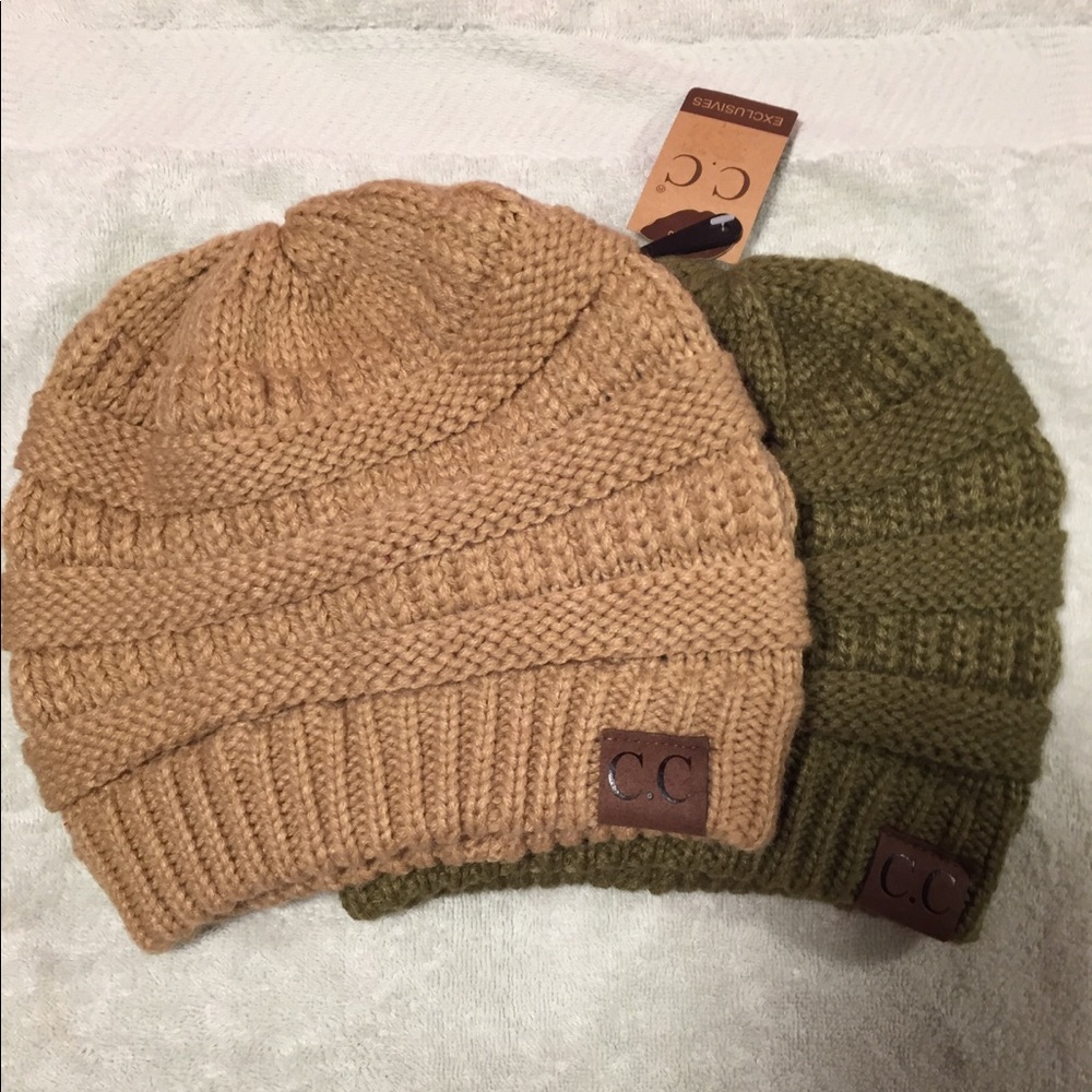 SOLD🌻 ️Knitted Winter Beanies